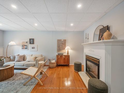 Photo 15 at 284 Hollyberry Trail, Hillcrest Village, Toronto
