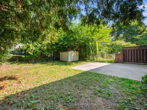 Photo 29 at 284 Hollyberry Trail, Hillcrest Village, Toronto