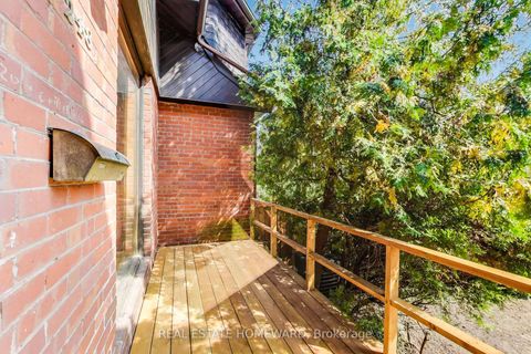 Photo 1 at 248 Cottingham Street, Casa Loma, Toronto