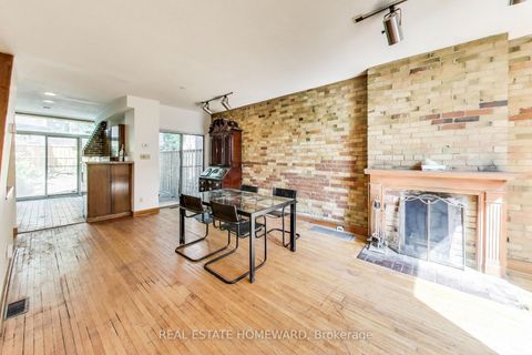 Photo 2 at 248 Cottingham Street, Casa Loma, Toronto
