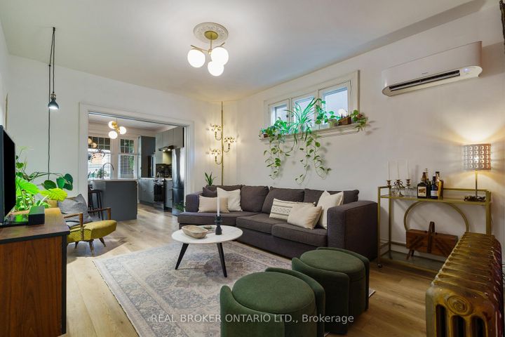Photo 6 at 202 Prospect Street S, St. Clair, Hamilton