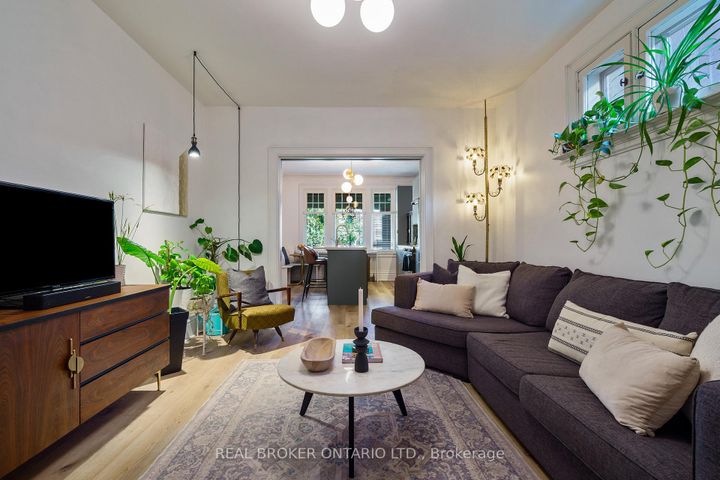 Photo 7 at 202 Prospect Street S, St. Clair, Hamilton