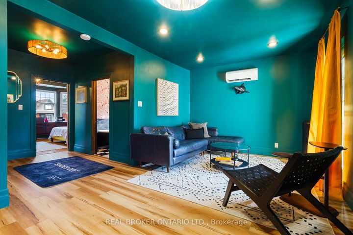 Photo 15 at 202 Prospect Street S, St. Clair, Hamilton