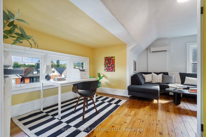 Photo 26 at 202 Prospect Street S, St. Clair, Hamilton