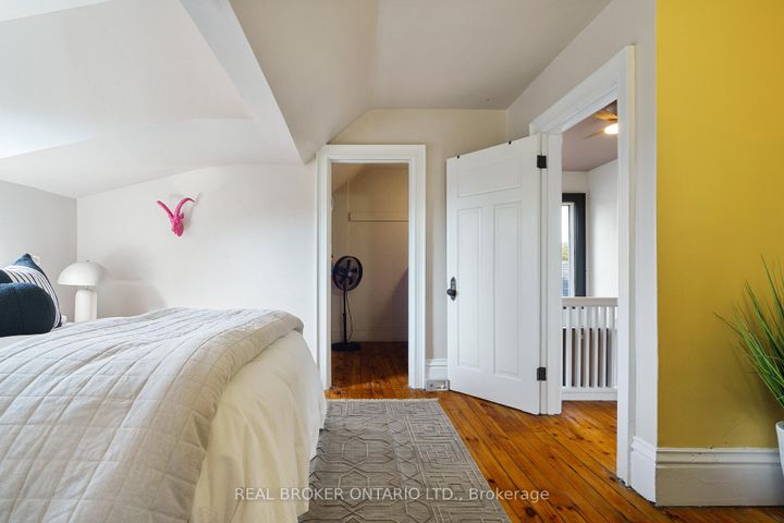 Photo 30 at 202 Prospect Street S, St. Clair, Hamilton