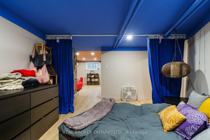 Photo 39 at 202 Prospect Street S, St. Clair, Hamilton