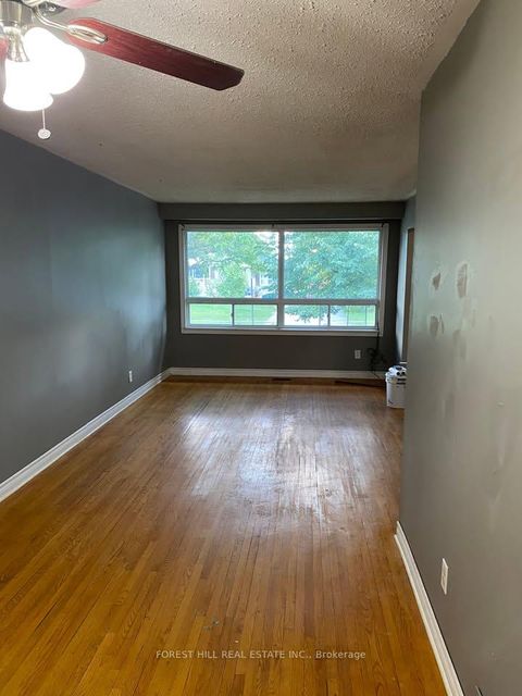 Photo 9 at 30 Bernick Drive, Grove East, Barrie