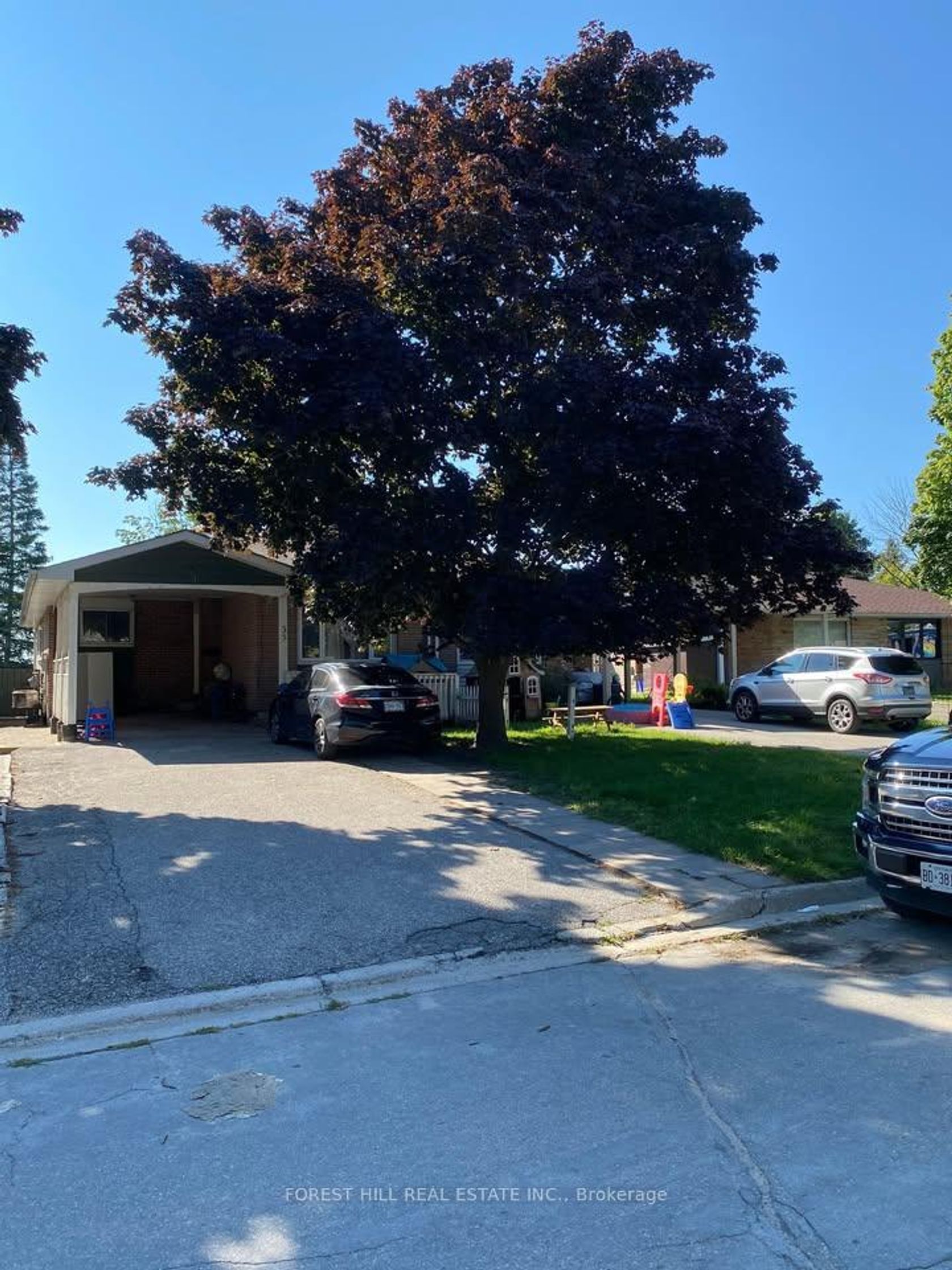 35 Daphne Crescent, Cundles East, Barrie photo 3