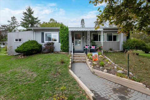 Photo 1 at 5 Broadway Avenue, Rural Innisfil, Innisfil Photo 1 at 5 Broadway Avenue, Rural Innisfil, Innisfil