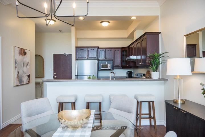Photo 17 at 318 - 262 Dundas Street E, Waterdown, Hamilton
