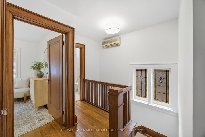 Photo 12 at 458 St Clements Avenue, Lawrence Park South, Toronto