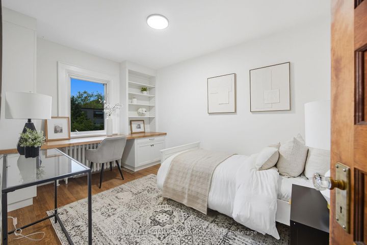 Photo 16 at 458 St Clements Avenue, Lawrence Park South, Toronto