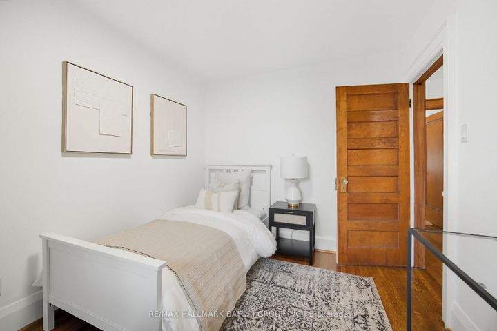 Photo 17 at 458 St Clements Avenue, Lawrence Park South, Toronto