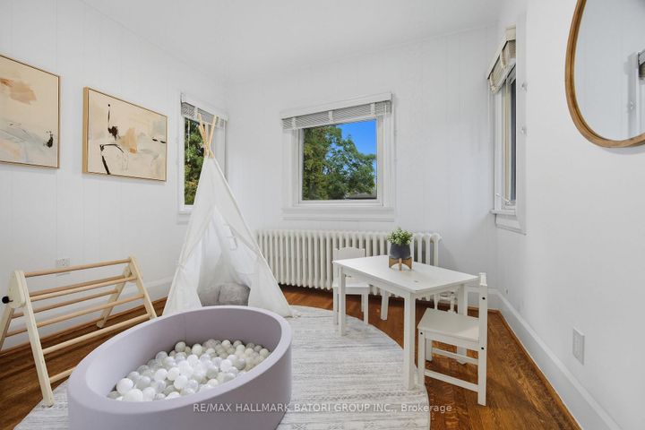 Photo 19 at 458 St Clements Avenue, Lawrence Park South, Toronto