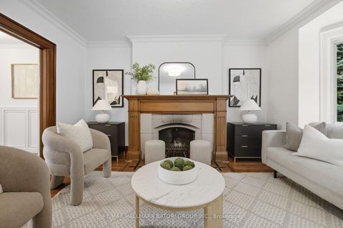 Photo 2 at 458 St Clements Avenue, Lawrence Park South, Toronto