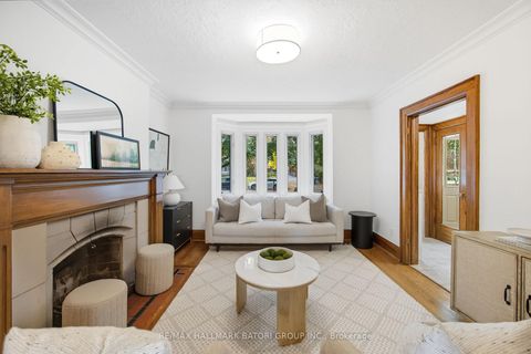 Photo 3 at 458 St Clements Avenue, Lawrence Park South, Toronto Photo 3 at 458 St Clements Avenue, Lawrence Park South, Toronto