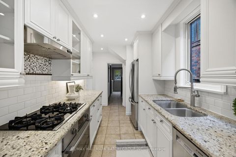 Photo 9 at 458 St Clements Avenue, Lawrence Park South, Toronto