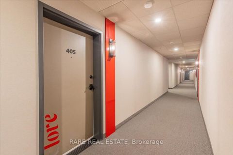 Photo 2 at 405 - 10 Culinary Lane, Rural Barrie Southeast, Barrie