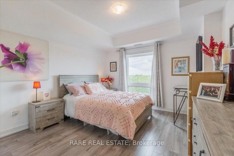 Photo 15 at 405 - 10 Culinary Lane, Rural Barrie Southeast, Barrie