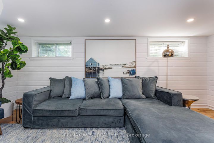 Photo 13 at 12 Brentwood Road S, Queensway, Toronto