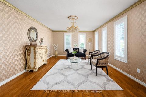 Photo 7 at 1 Radley Street, East Woodbridge, Vaughan