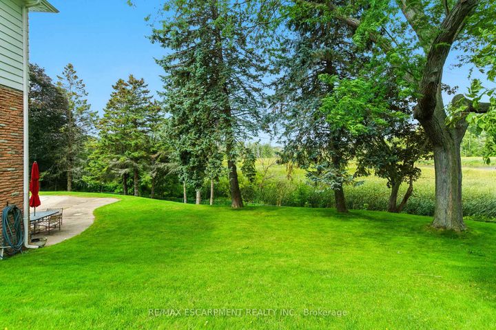 Photo 38 at 1401 Captain Court, Clarkson, Mississauga