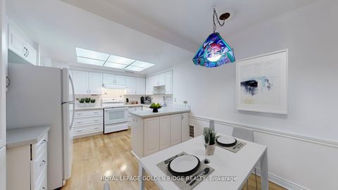 Photo 6 at 304 - 65 Spring Garden Avenue, Willowdale East, Toronto