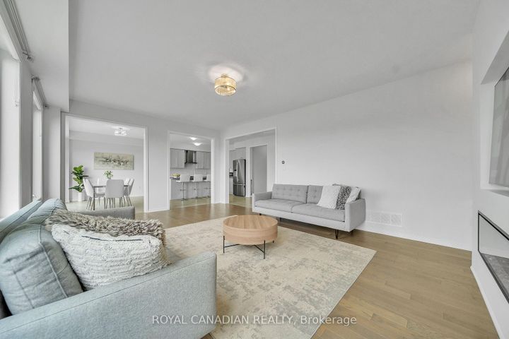 Photo 11 at 237 Kinsman Drive, Binbrook, Hamilton