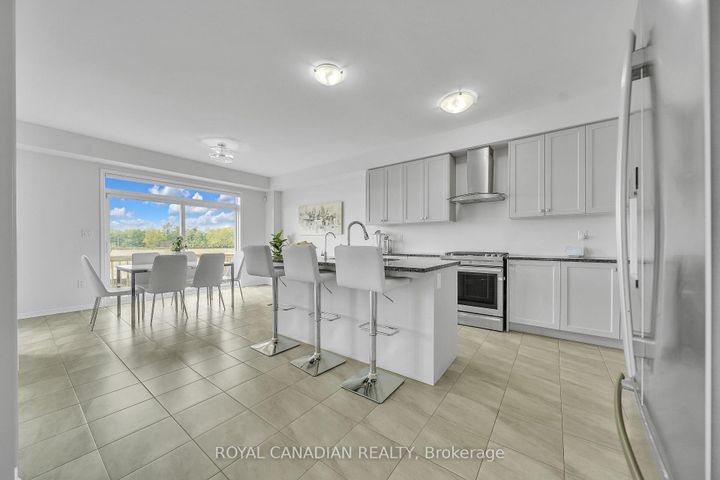 Photo 12 at 237 Kinsman Drive, Binbrook, Hamilton