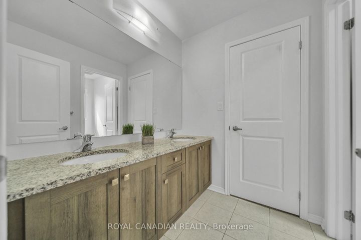 Photo 27 at 237 Kinsman Drive, Binbrook, Hamilton