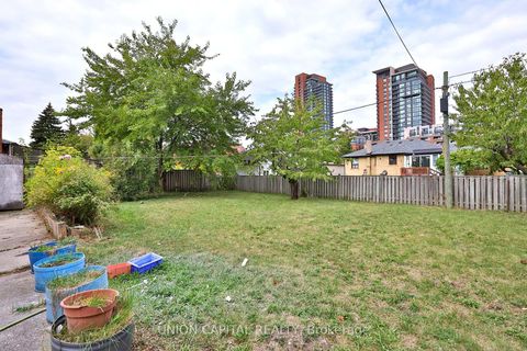 Photo 24 at 38 Claver Avenue, Glen Park, Toronto