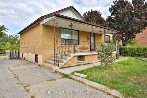 Photo 32 at 38 Claver Avenue, Glen Park, Toronto