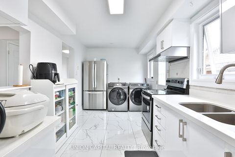 Photo 8 at 72 Bushmills Square, Agincourt North, Toronto