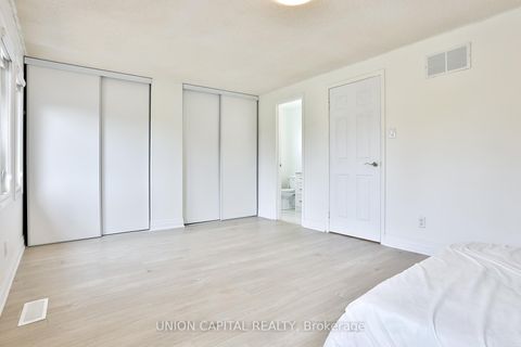 Photo 14 at 72 Bushmills Square, Agincourt North, Toronto