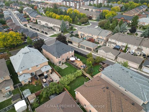 Photo 41 at 67 Colle Melito Way, Sonoma Heights, Vaughan