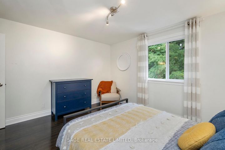 Photo 24 at 16 - 3308 The Credit Woodlands, Erindale, Mississauga