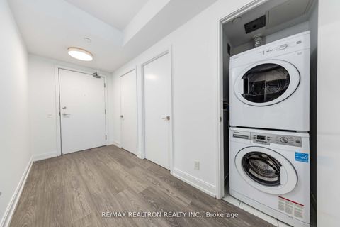 Photo 13 at 5507 - 181 Dundas Street E, Moss Park, Toronto