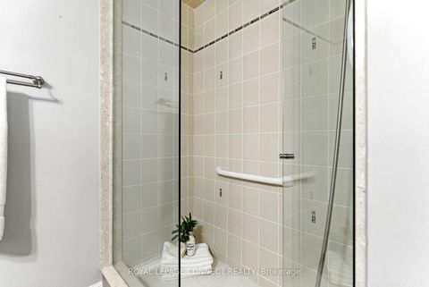 Photo 18 at 107 - 1 Sidney Lane, Bowmanville, Clarington