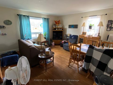 Photo 12 at 321 Innisfil Street, Allandale, Barrie