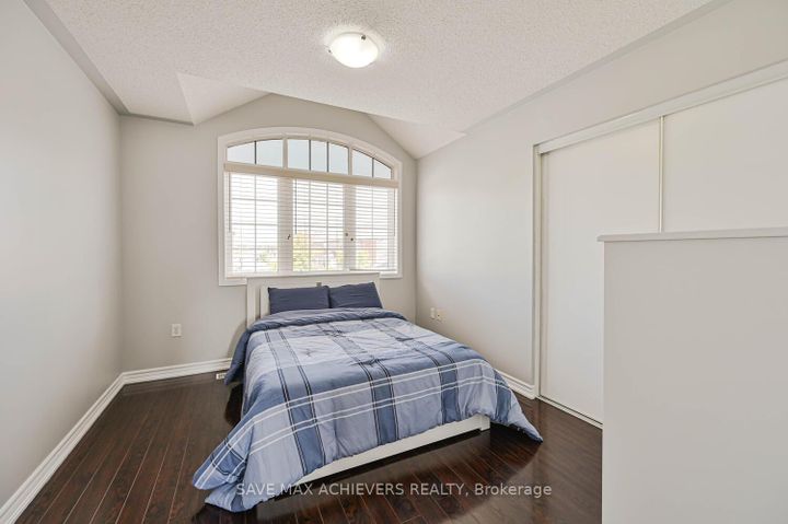 Photo 27 at 6 Seascape Crescent, Bram East, Brampton