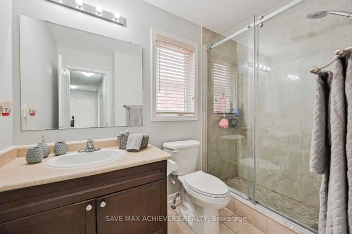 Photo 28 at 6 Seascape Crescent, Bram East, Brampton