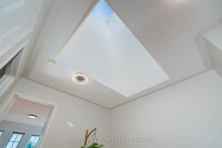 Photo 17 at 435 Stonetree Court, Cooksville, Mississauga