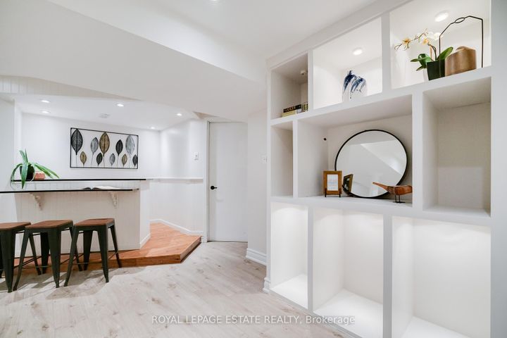Photo 32 at 435 Stonetree Court, Cooksville, Mississauga