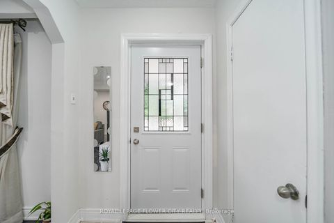 Photo 7 at 16 Scranton Road S, Woburn, Toronto