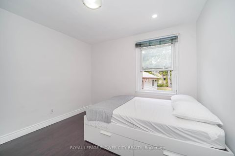 Photo 24 at 16 Scranton Road S, Woburn, Toronto Photo 24 at 16 Scranton Road S, Woburn, Toronto