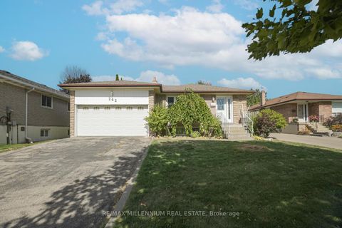 Photo 1 at 242 Coronation Drive, West Hill, Toronto