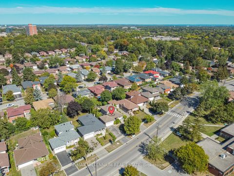 Photo 3 at 242 Coronation Drive, West Hill, Toronto