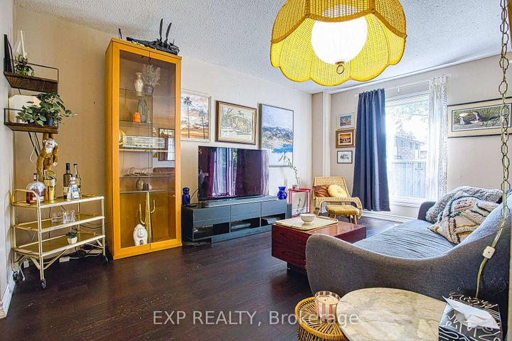 Photo 4 at 84 - 680 Regency Court, Roseland, Burlington