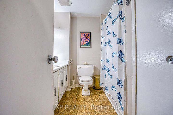 Photo 21 at 84 - 680 Regency Court, Roseland, Burlington