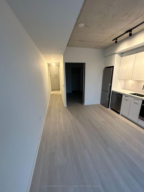 Photo 3 at 301 - 195 McCaul Street, Chinatown, Toronto